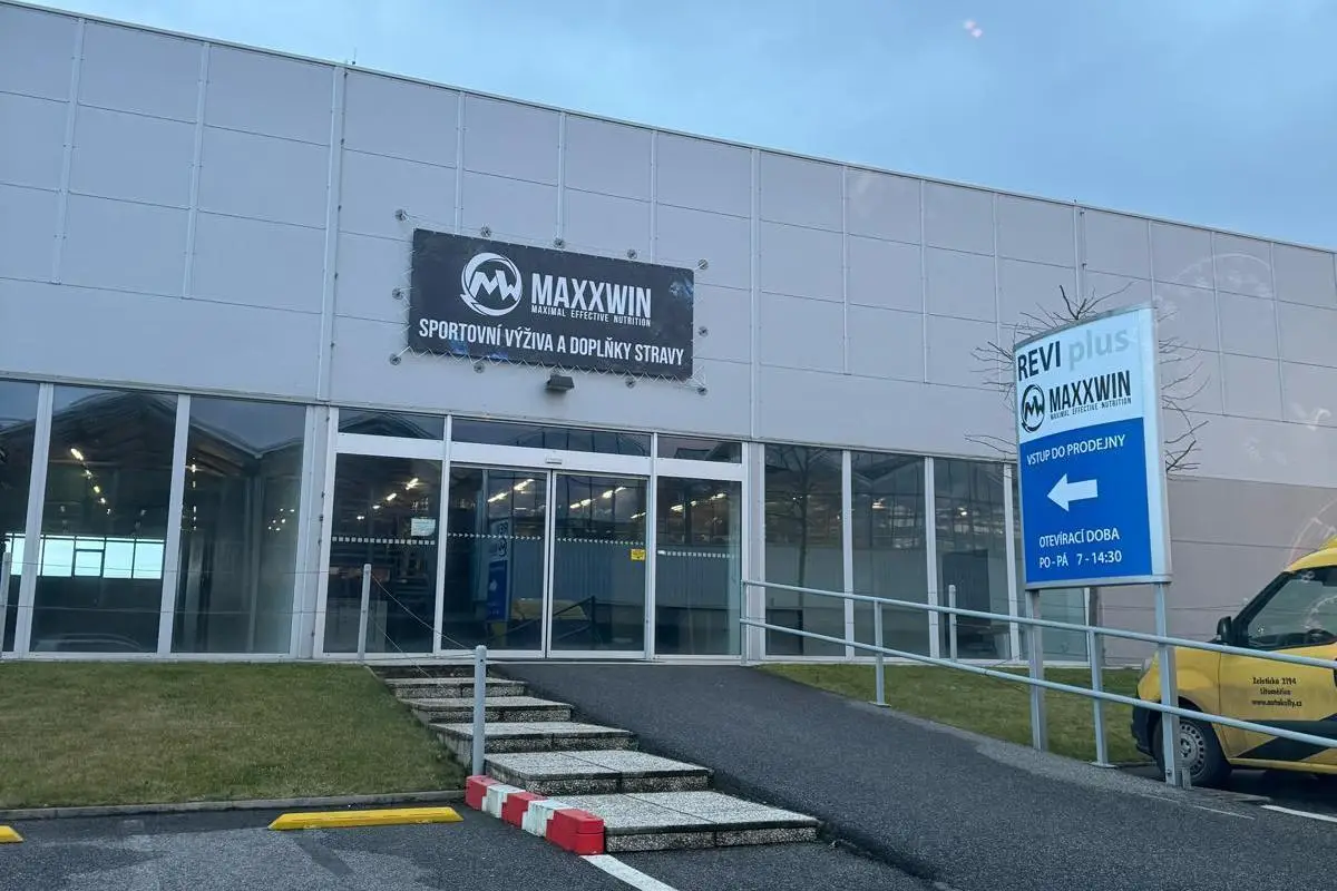MAXXWIN